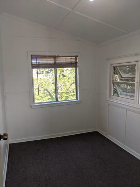 Private 2 Bedroom House in 8