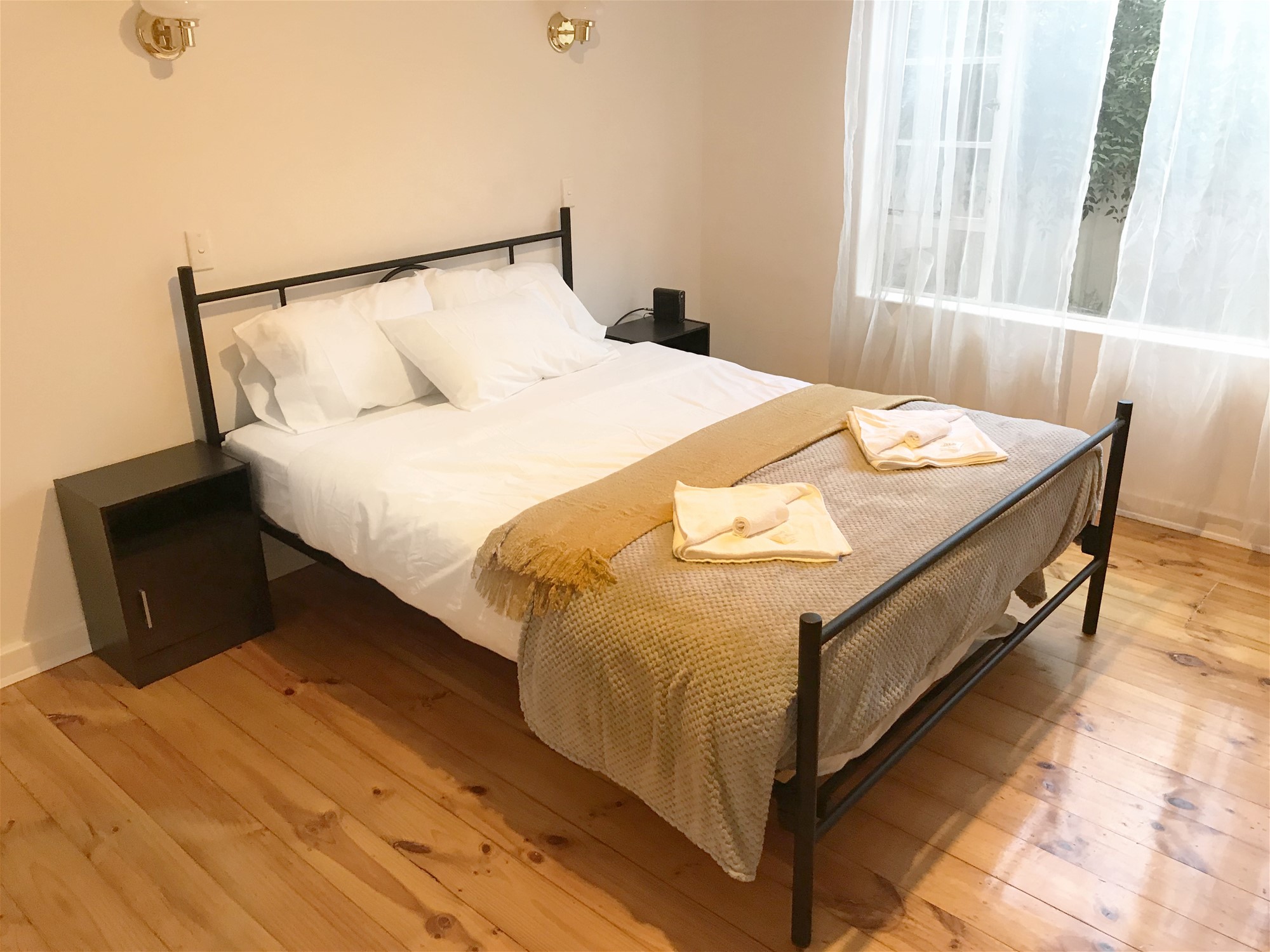 Spacious renovated home in Seacliff 9