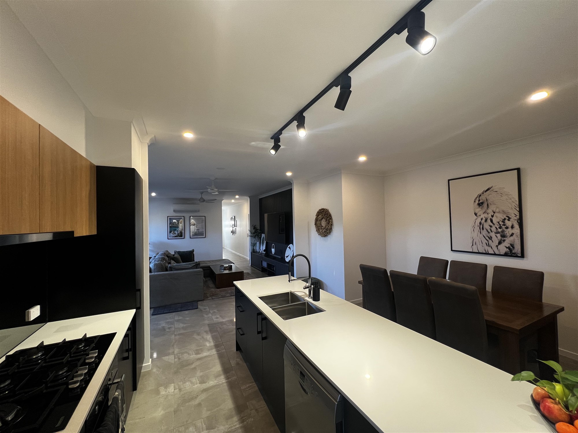 LEASED 16