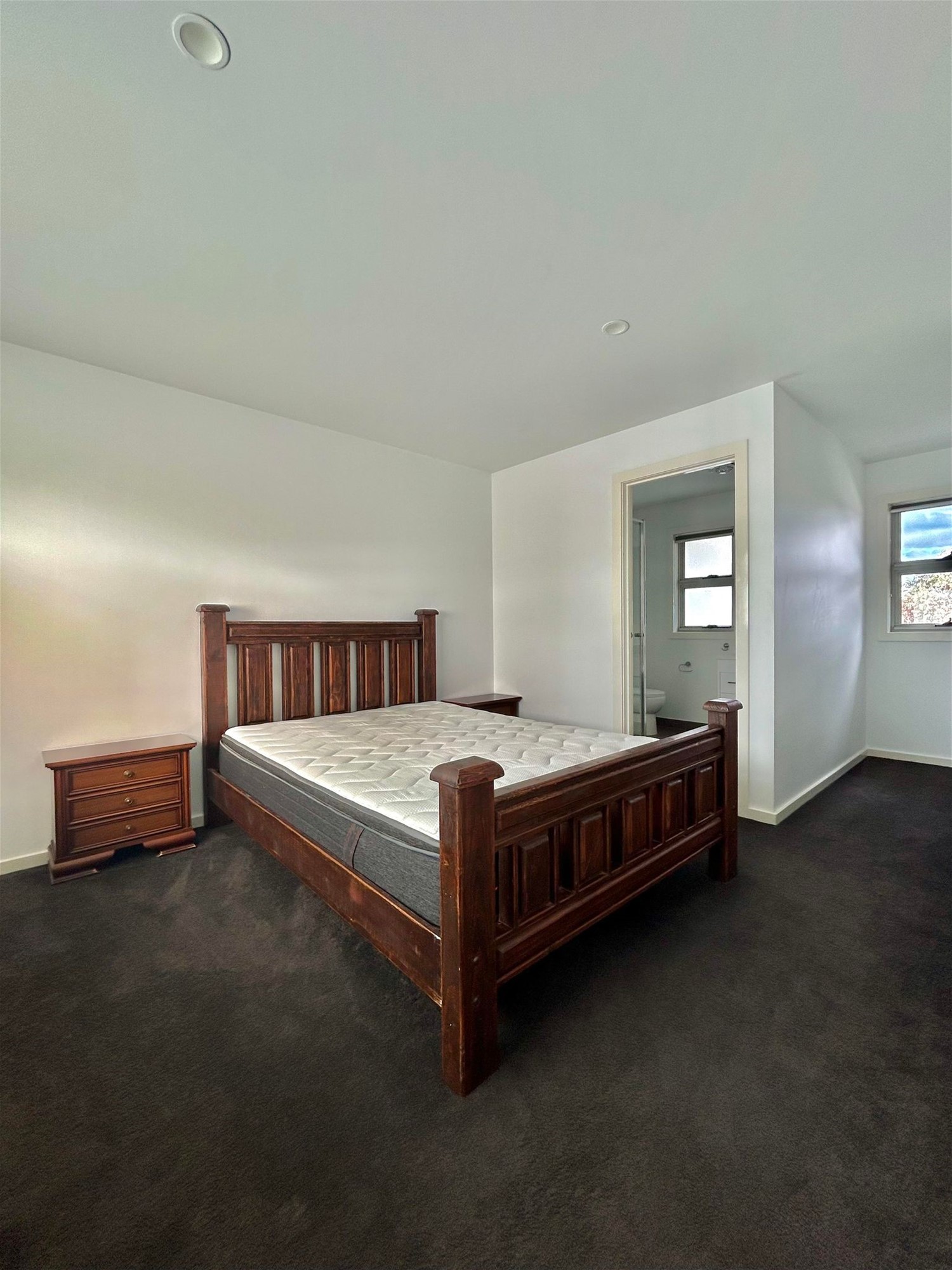 Charming Two Bedroom Townhouse 11