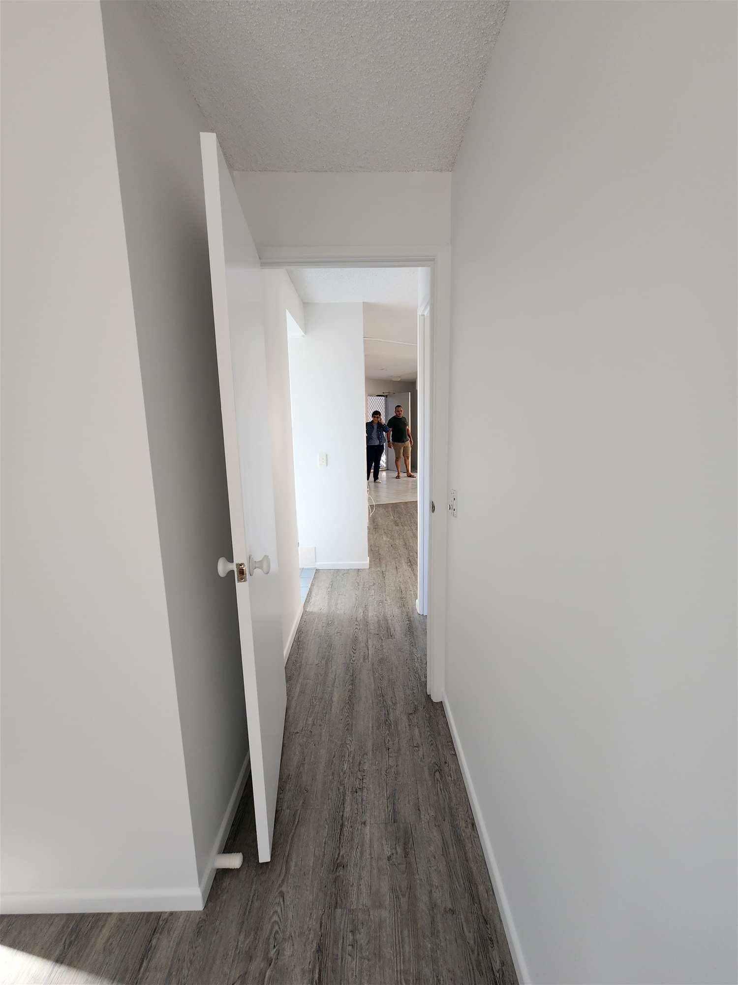 TIdy 2 Bed unit in 5