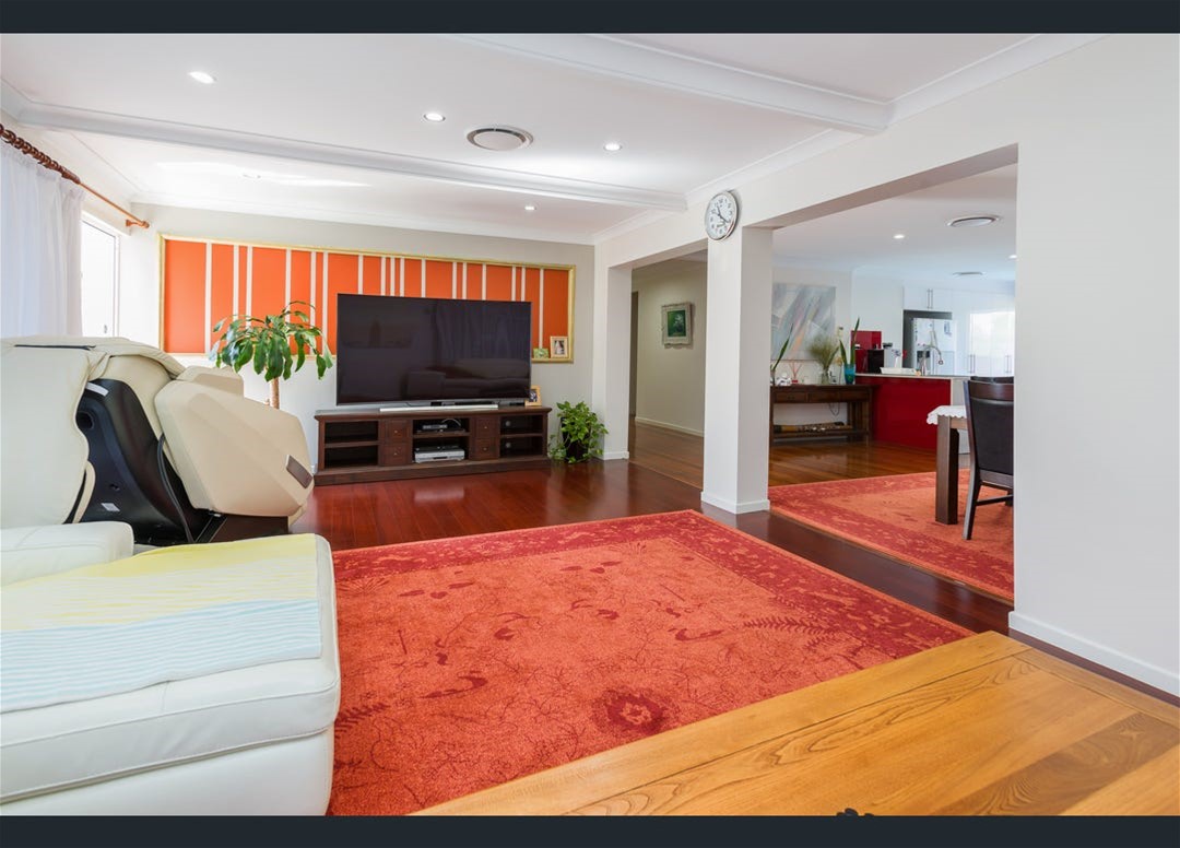 Beautiful Home on Double Block 8