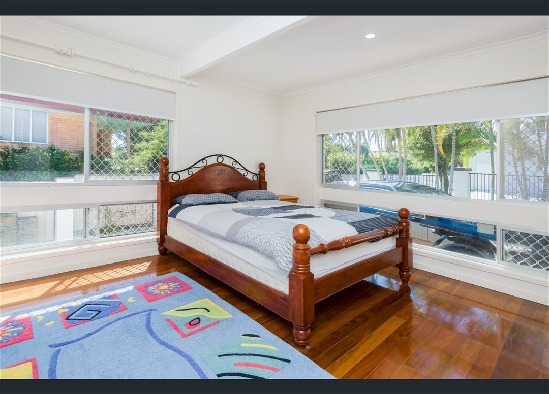 Beautiful Home on Double Block 10