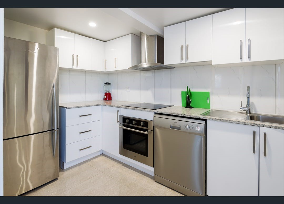 Beautiful Home on Double Block 18