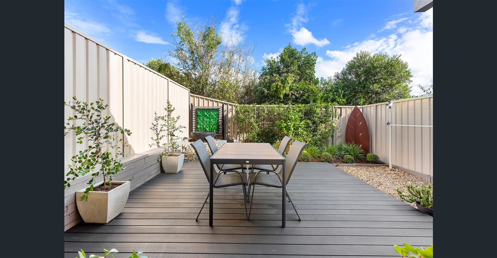 Brilliant Centre Located House Near 5
