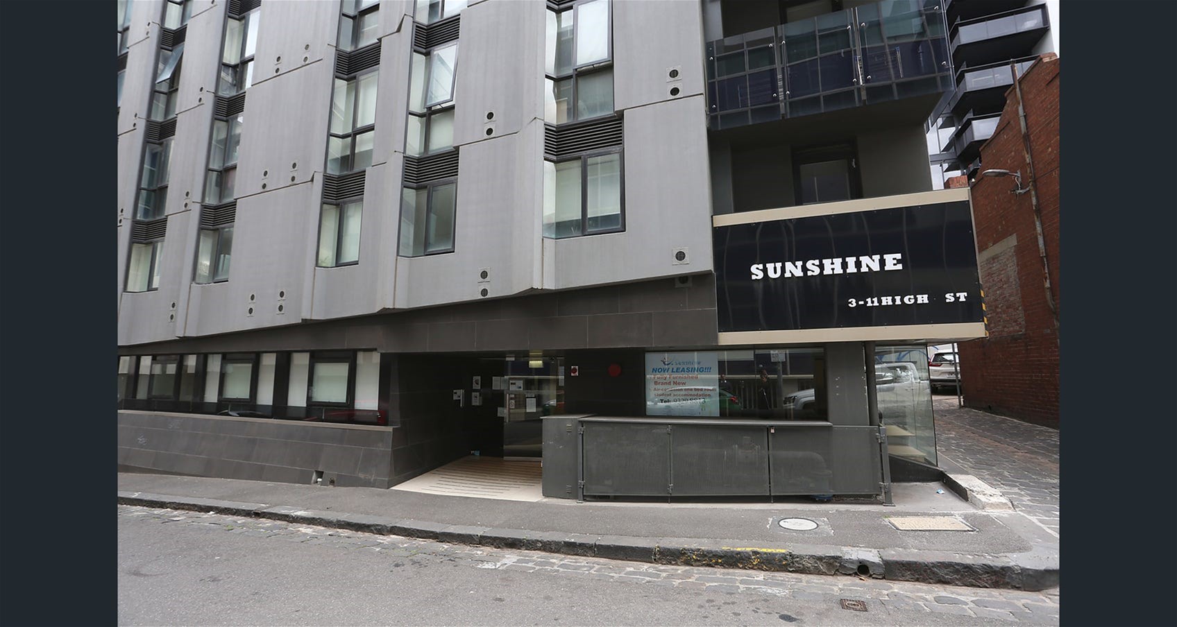 RENOVATED FURNISHED UNIT IN EXCELLENT 8