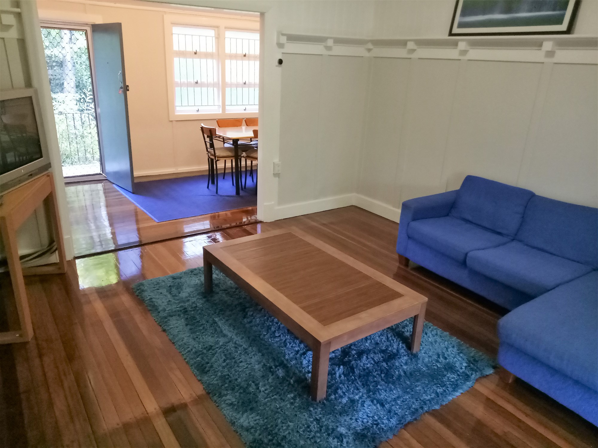 Townhouse close to Ashgrove State 7