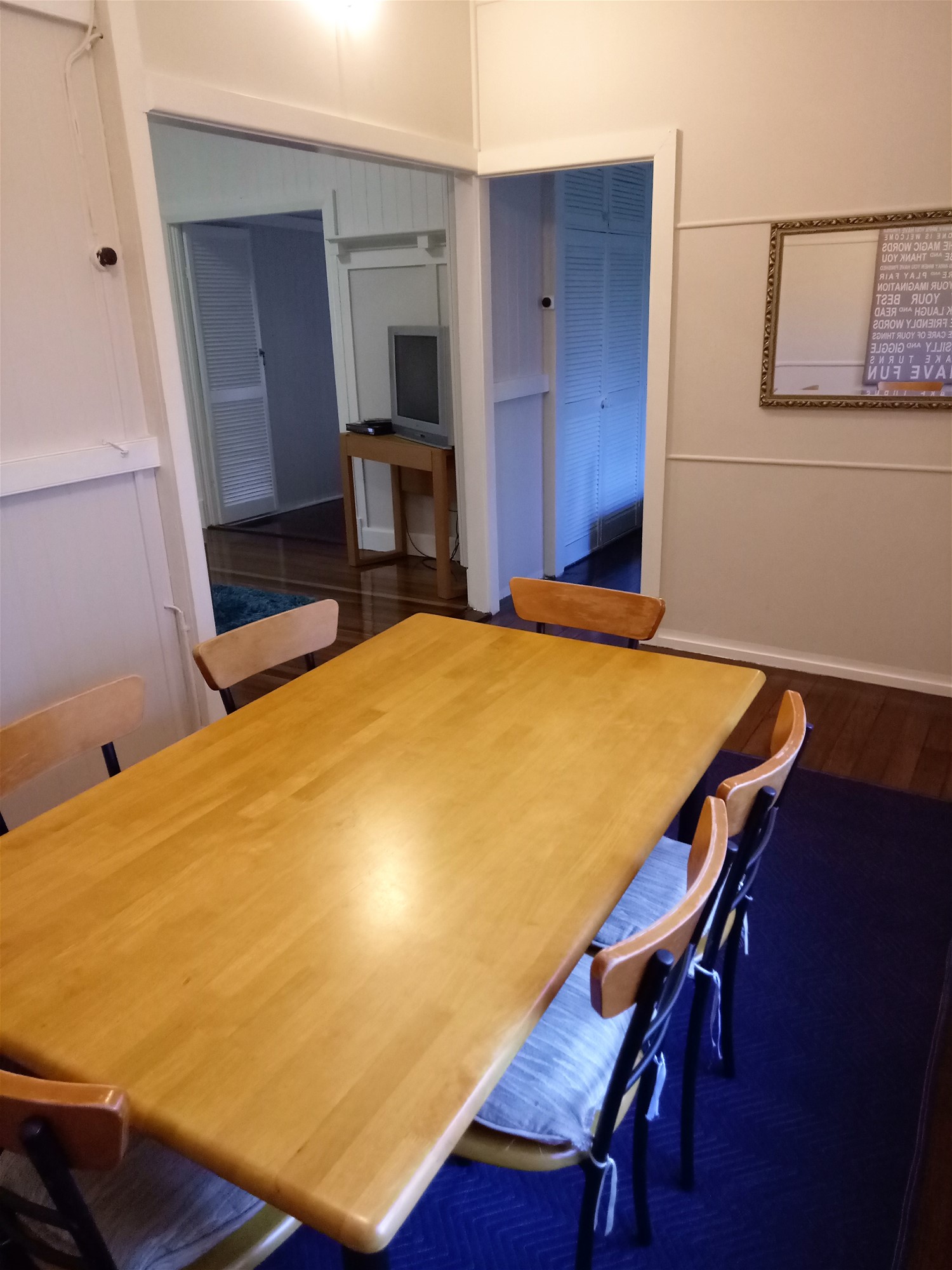 Townhouse close to Ashgrove State 9