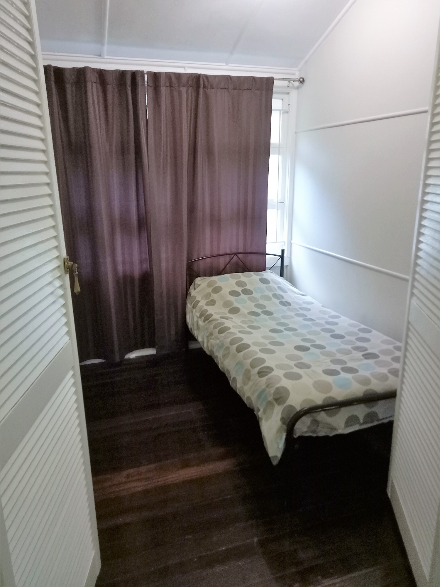 Townhouse close to Ashgrove State 17