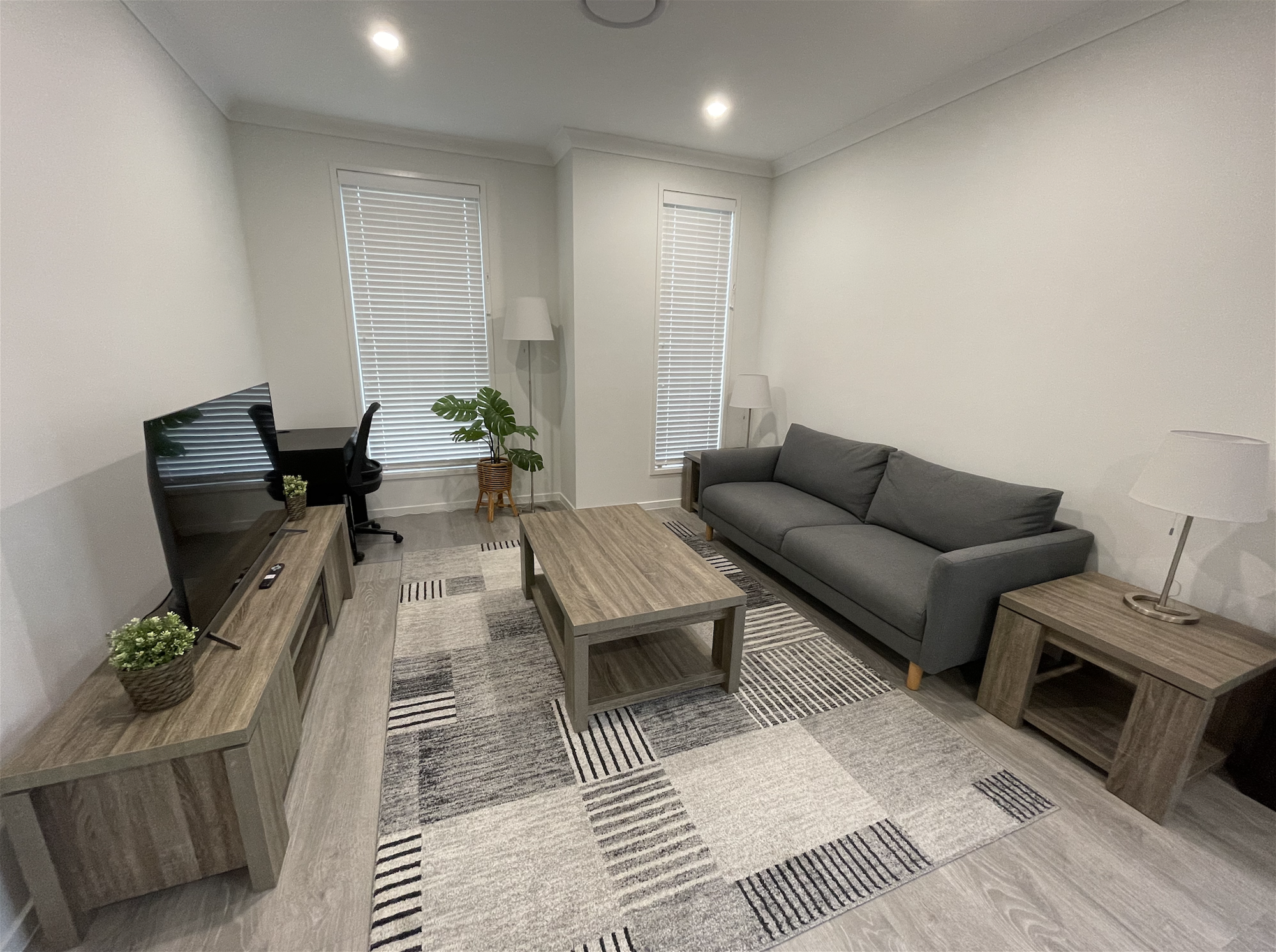 Studio for Rent inc All 2