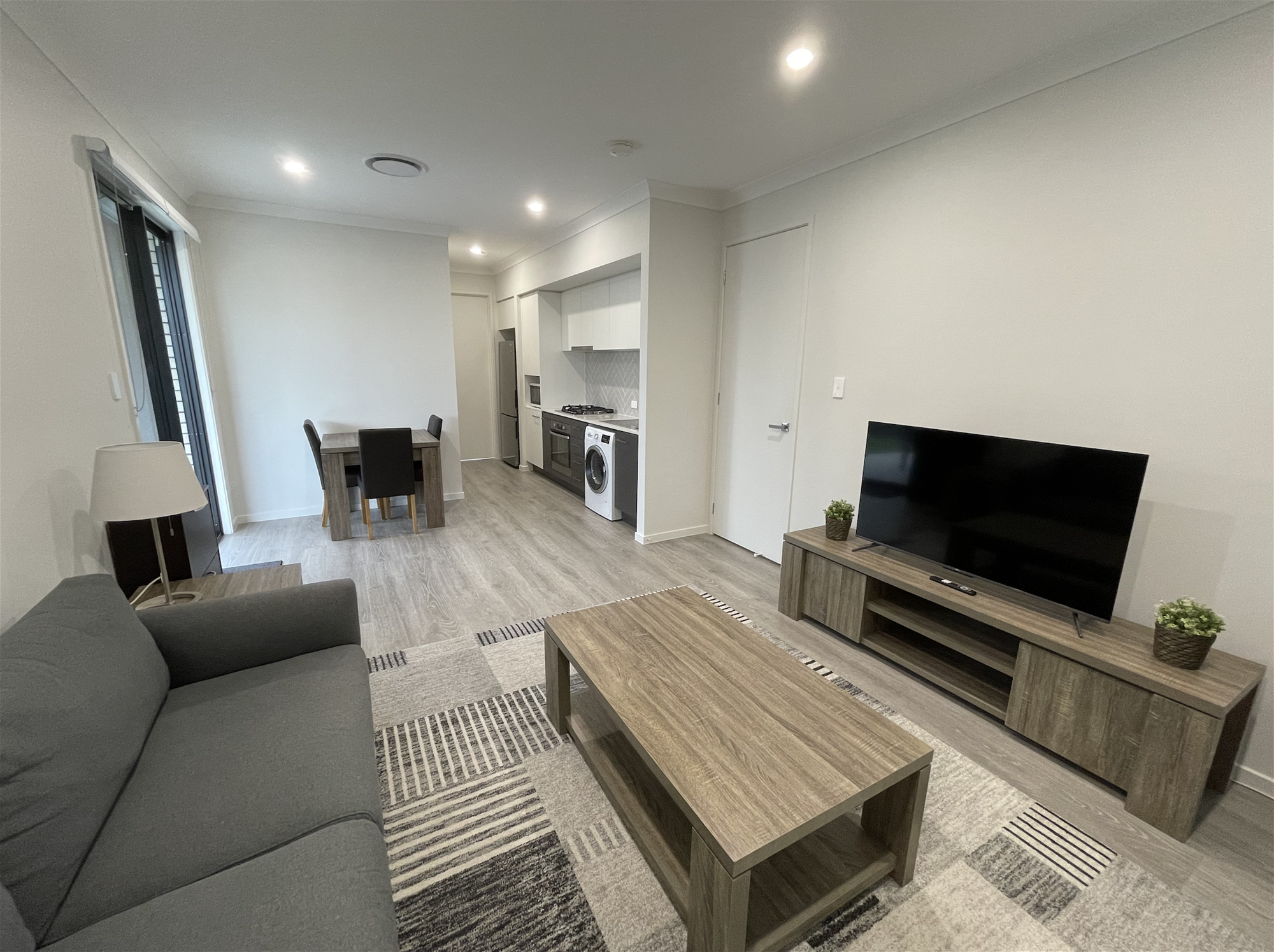 Studio for Rent inc All bills & Furnished
