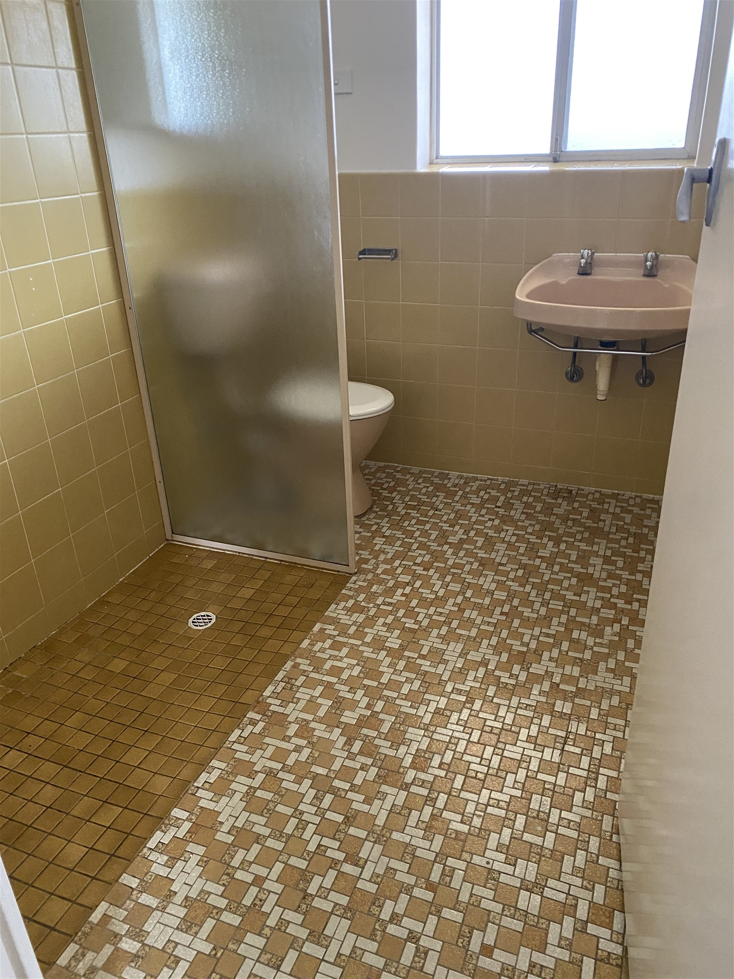 Unit to Rent 3