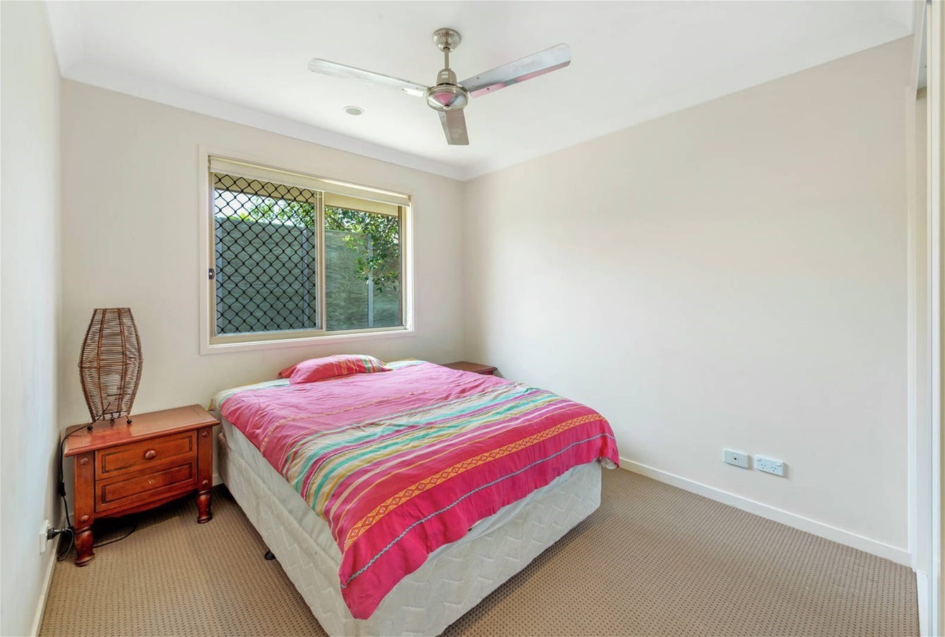 Large Block with Side Access 8