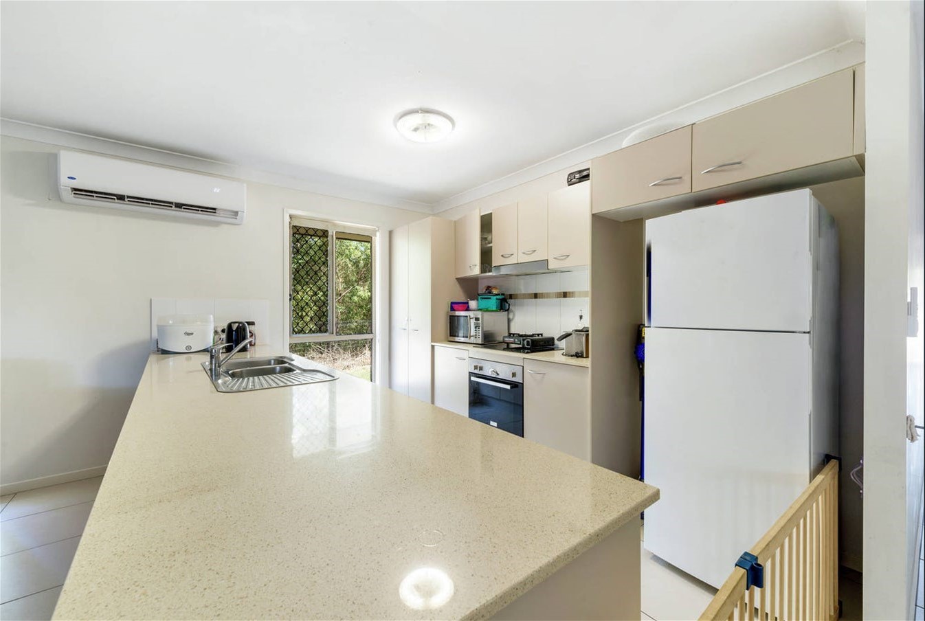 Large Block with Side Access 11