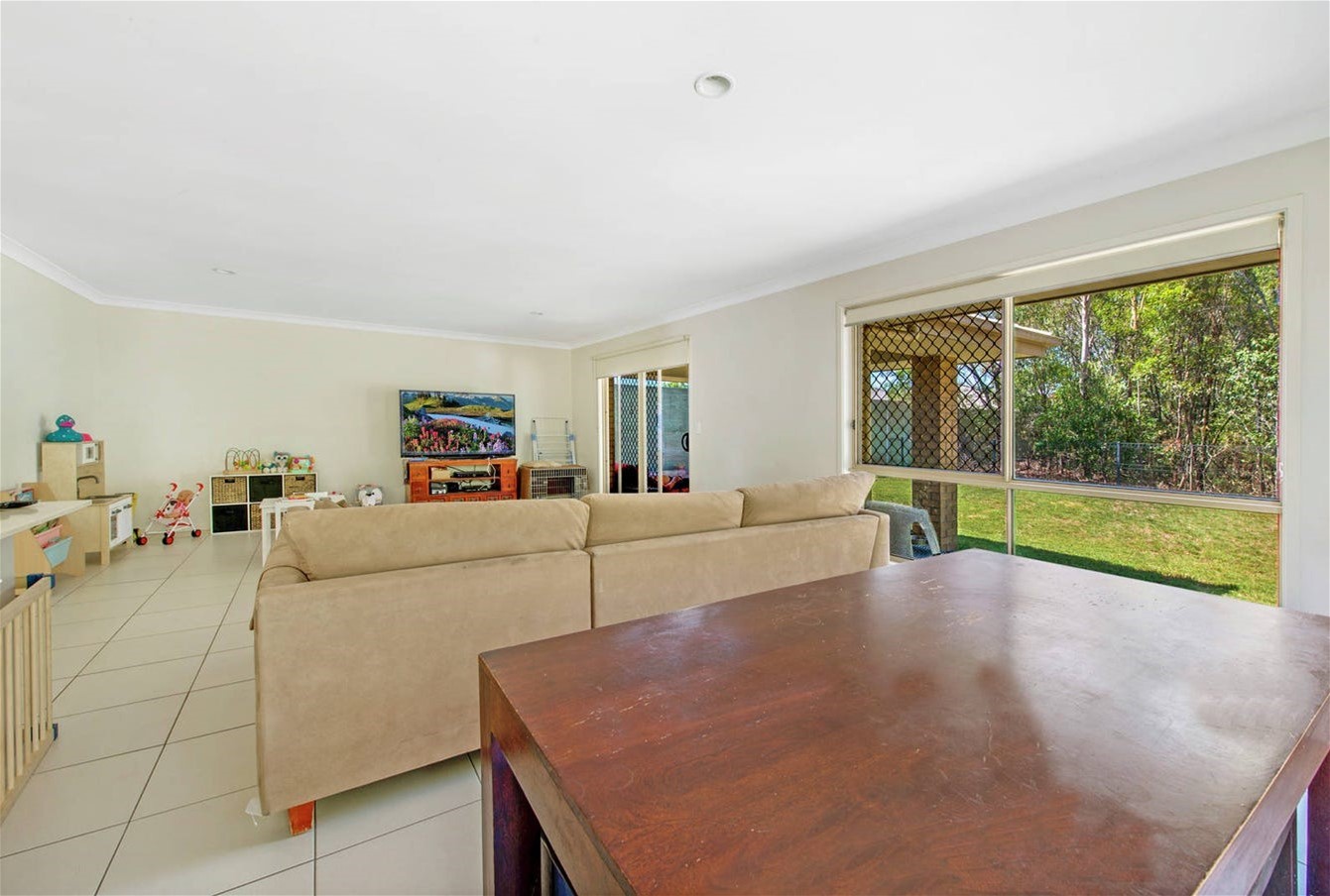 Large Block with Side Access 12