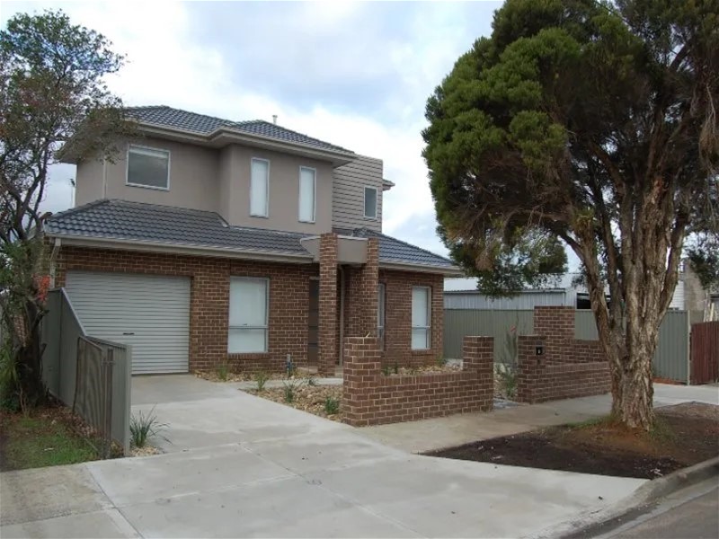 1/10 Kinnane Cres Sunshine, VIC 3020