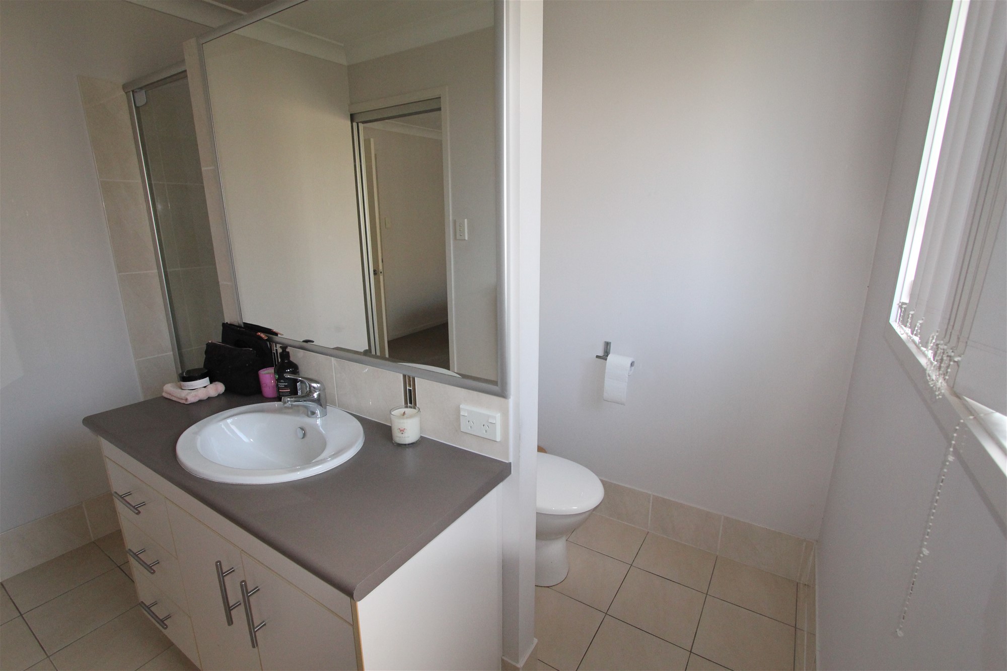 Spacious, low maintenance family home 12