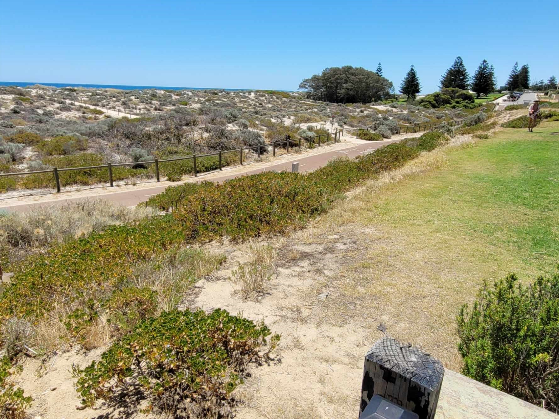 ABSOLUTE BEACH FRONT PRIVATE ACCESSWAY 7