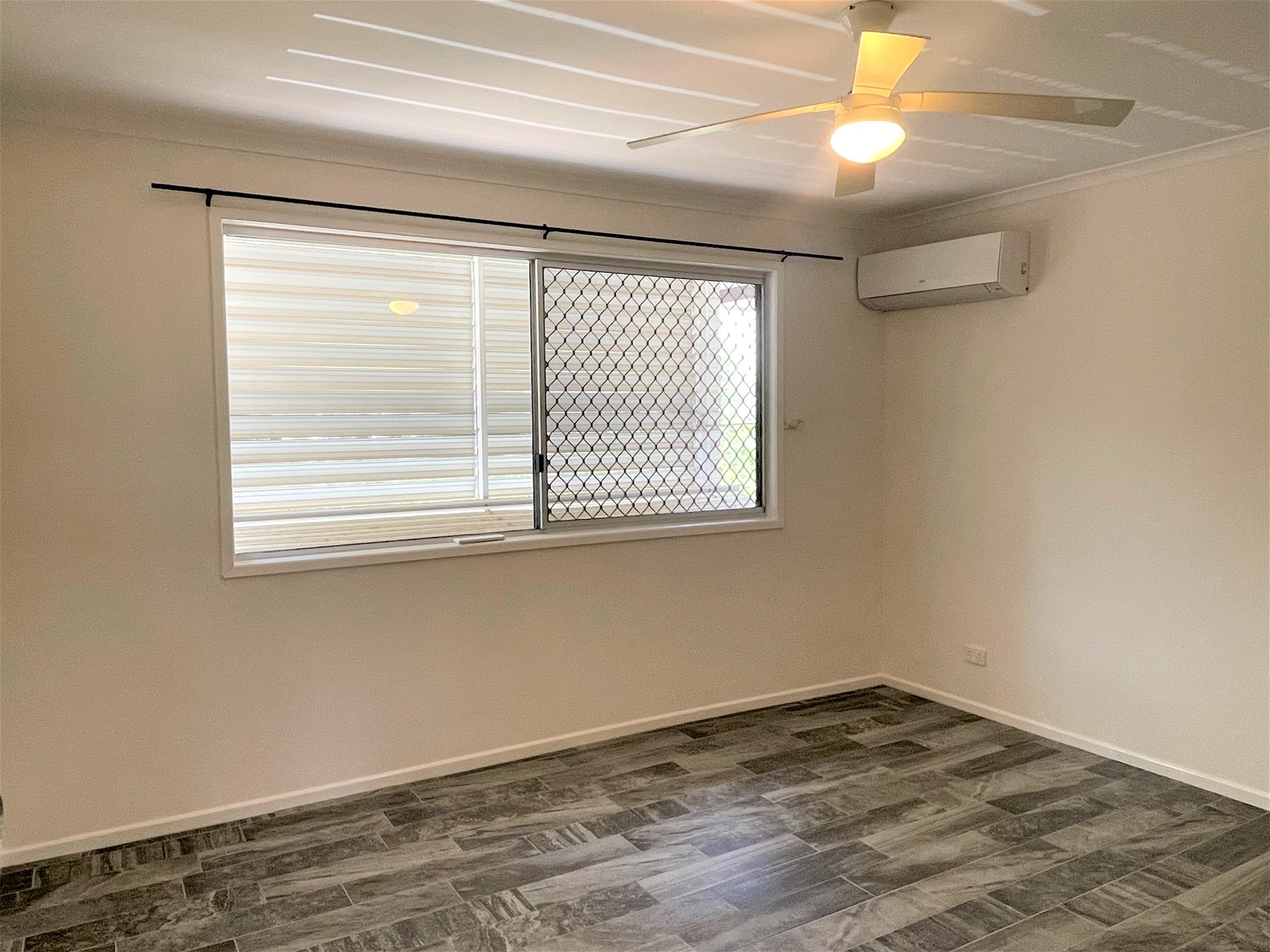 Large family home with option 17