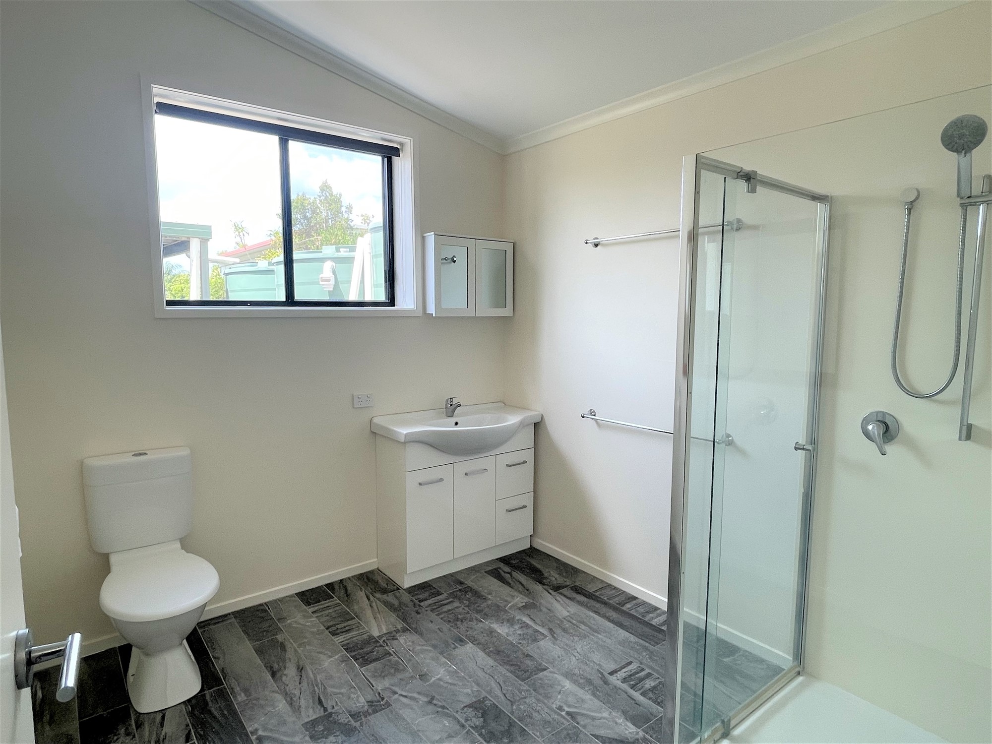 Large family home with option 34