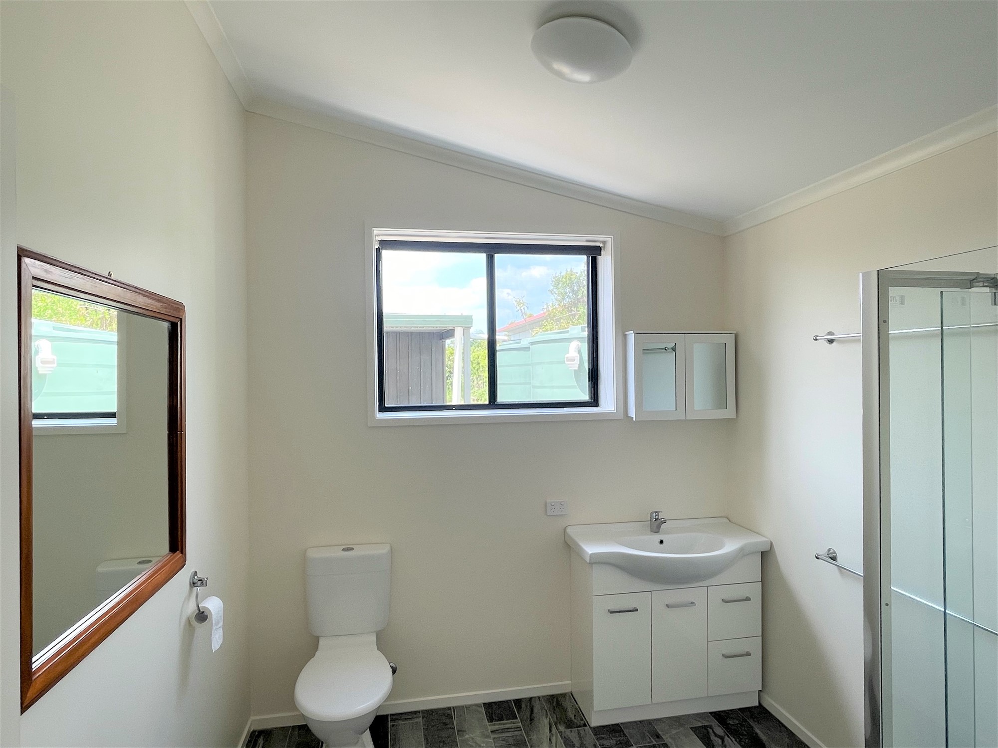 Large family home with option 35
