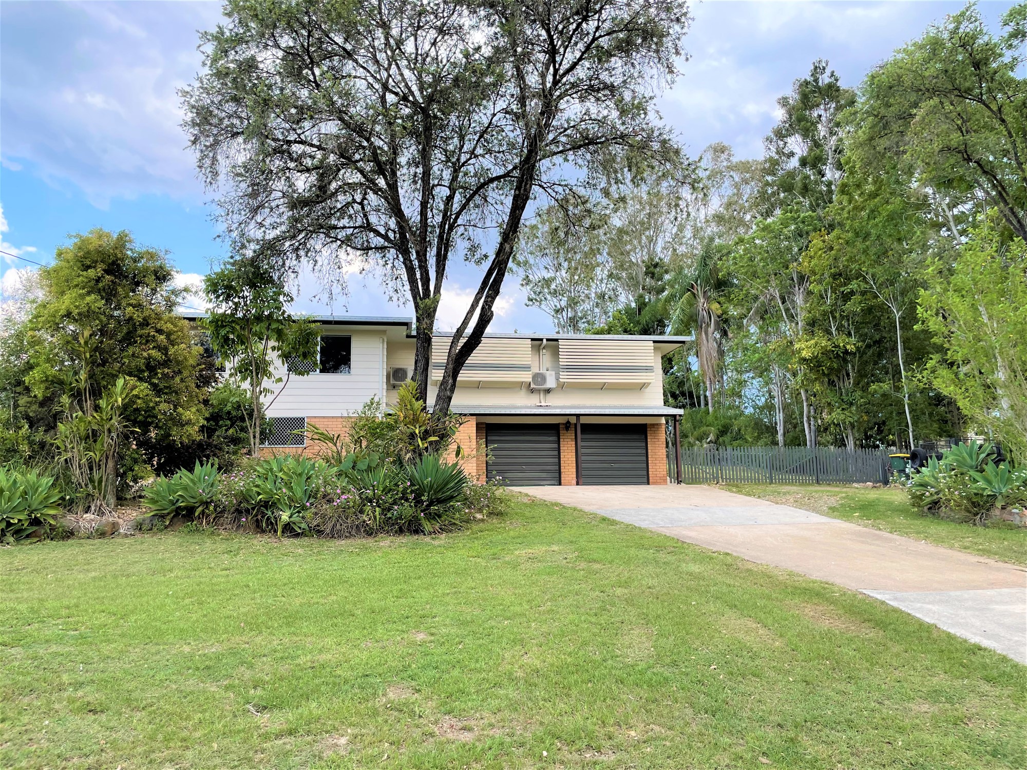 Large family home with option 36