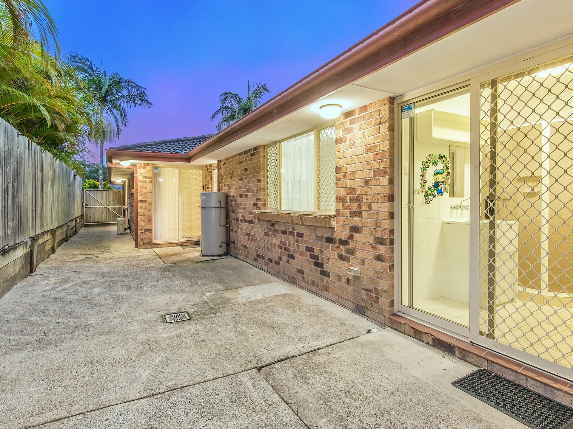 POOL, AIRCON, CLOSE TO EVERYTHING 16