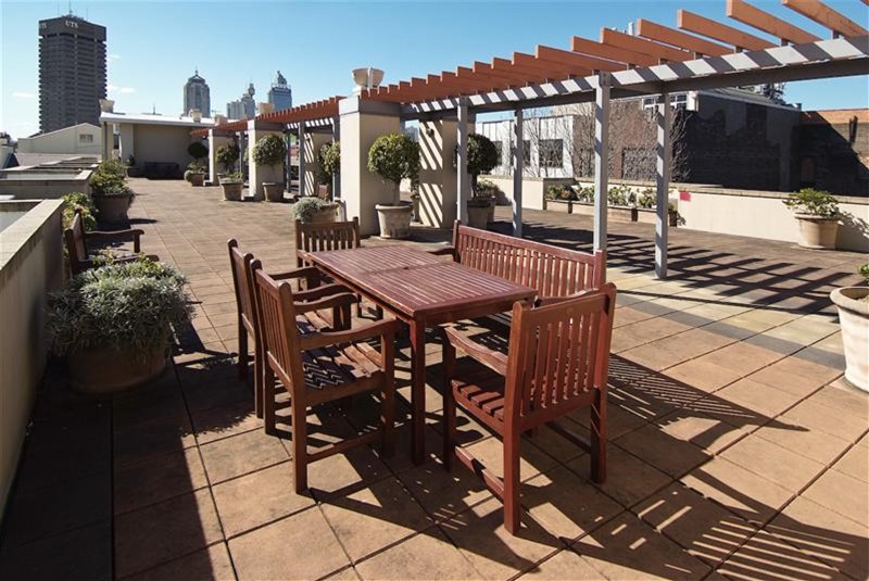 City Resort-style Furnished Studio Unit 5