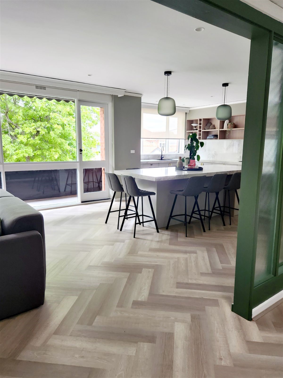 Newly renovated 4 bedroom home- 6