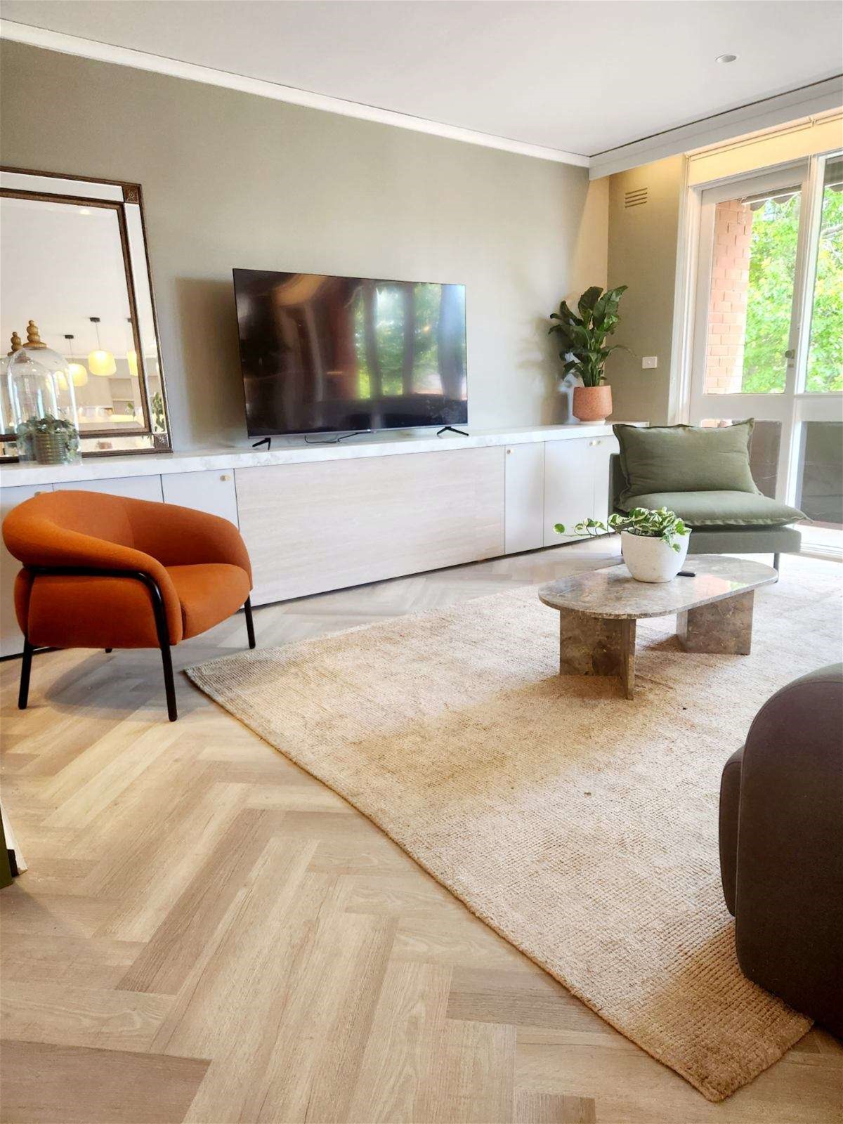 Newly renovated 4 bedroom home- 5
