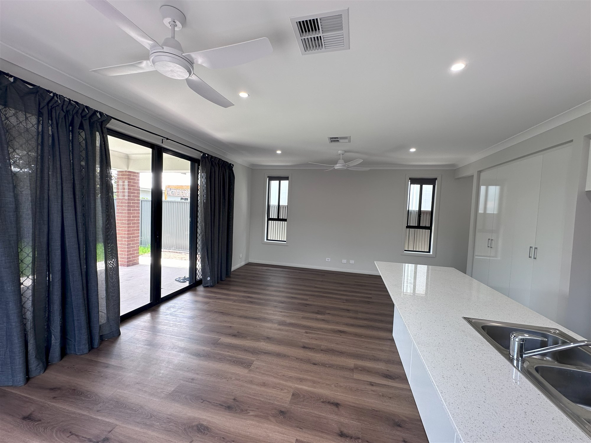 Brand new executive rental 13