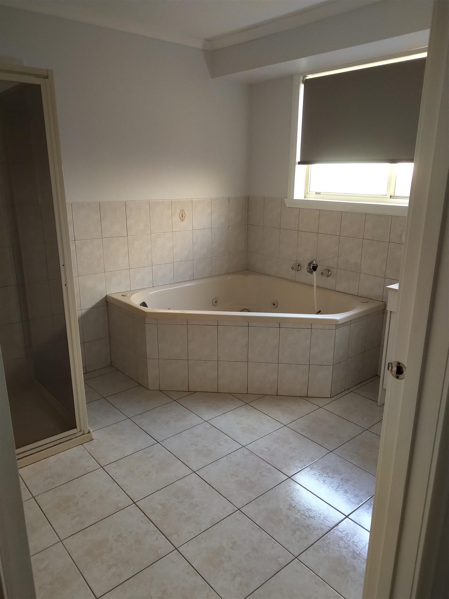 4 Bedroom home for Rent 14