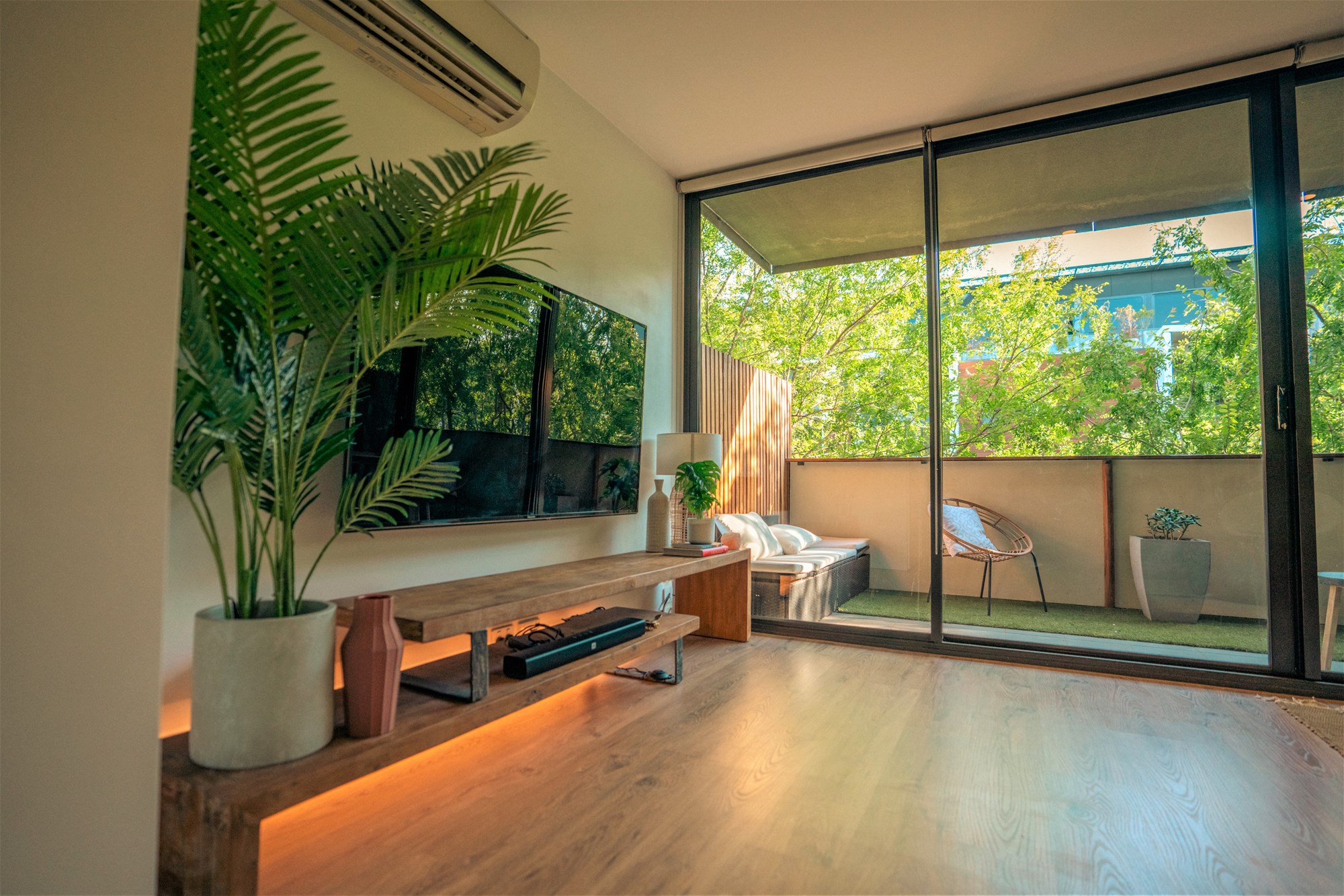 One bedroom fully furnished apartment 6
