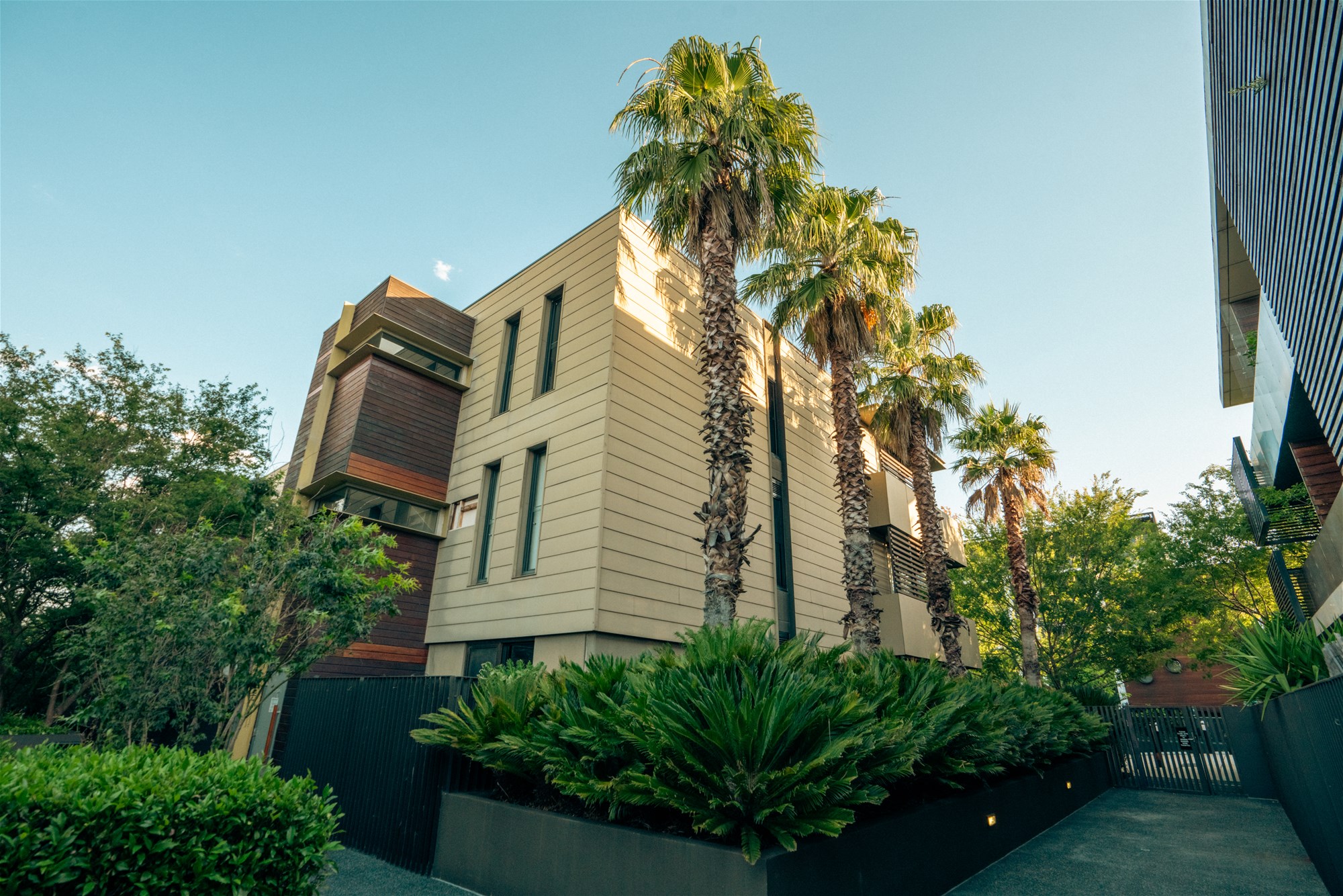 One bedroom fully furnished apartment 13