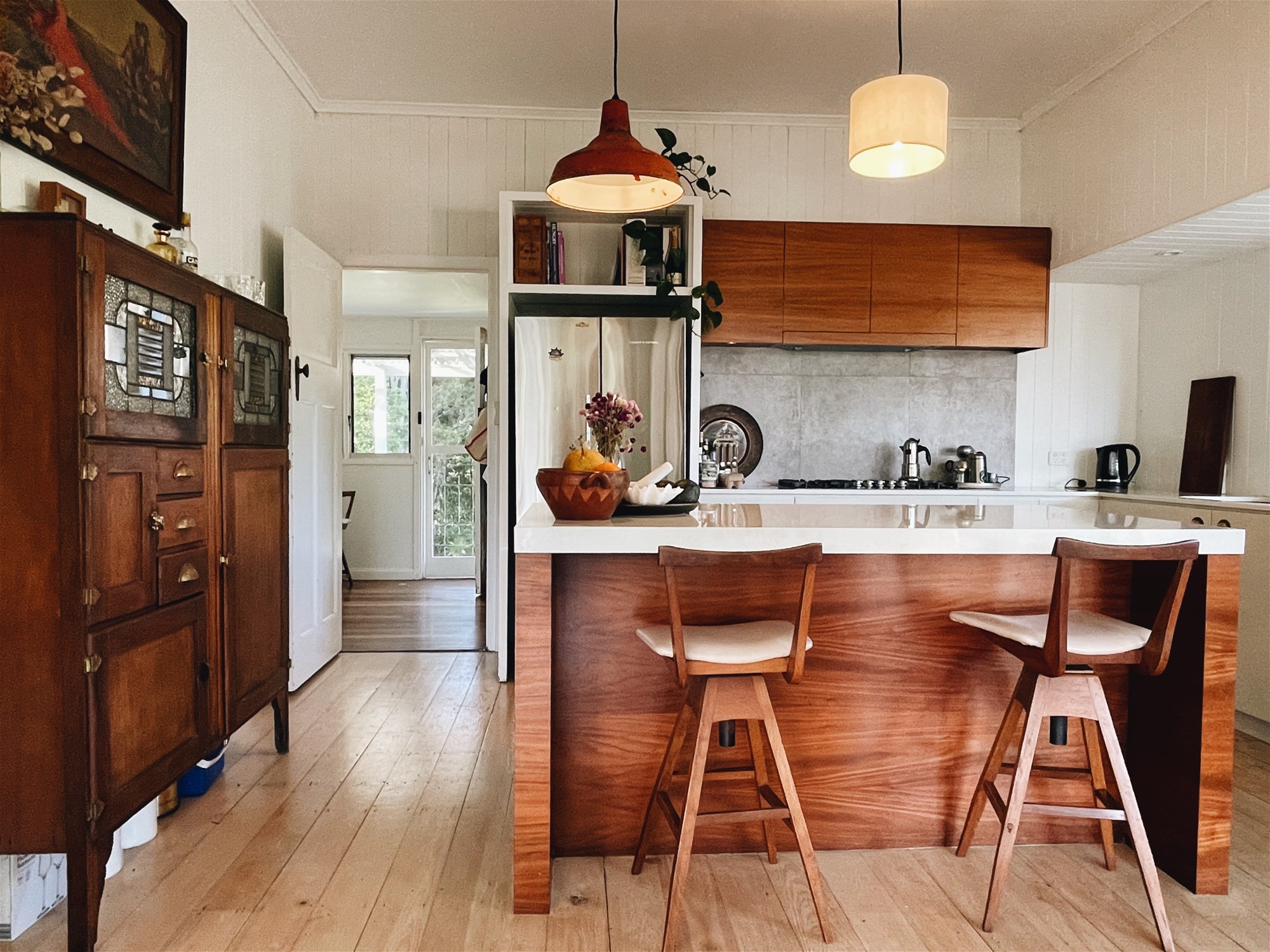 Beautiful Queenslander in 100 acre Eco Village, Broken Head