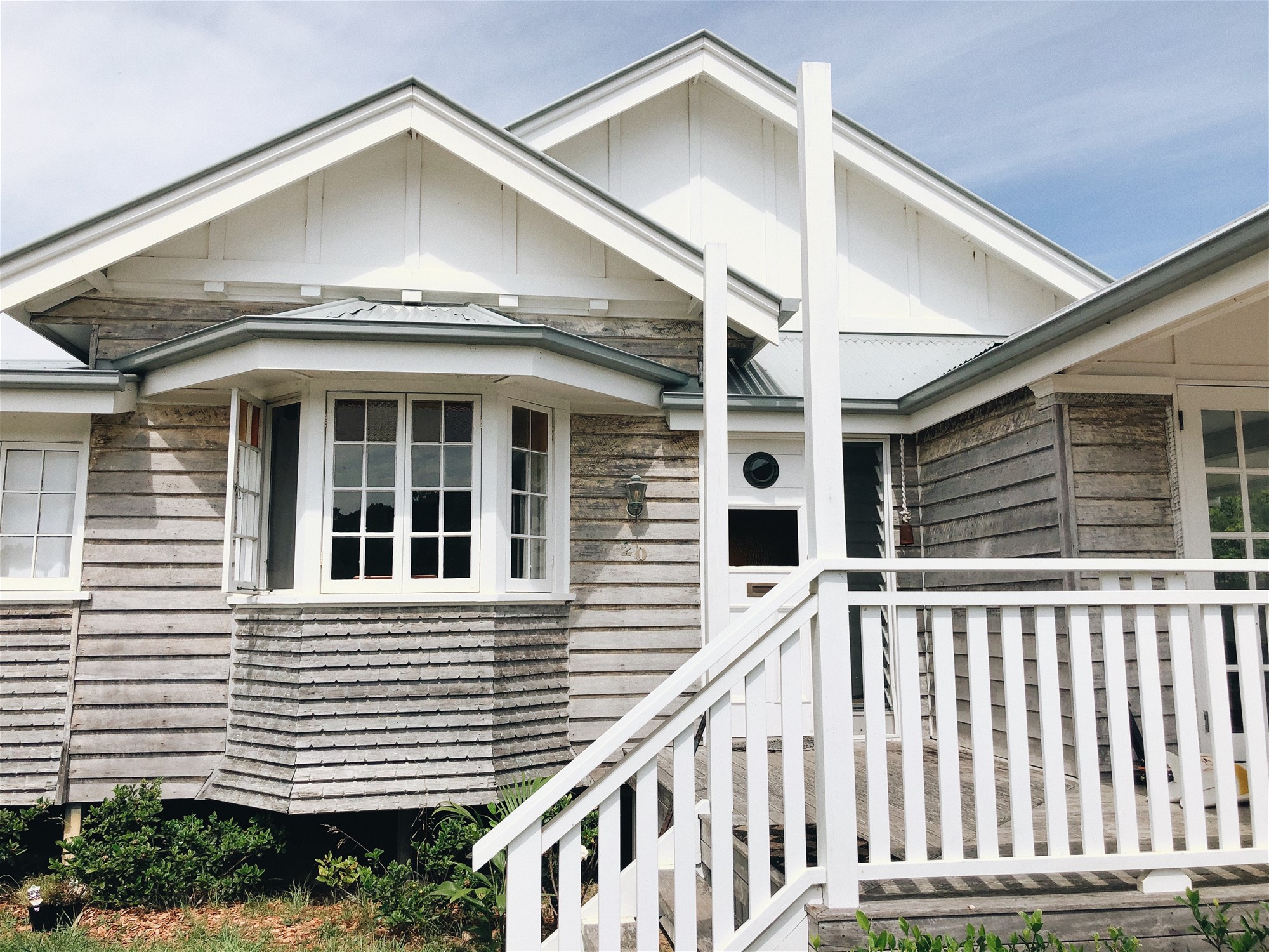 Beautiful Queenslander in 100 acre 3