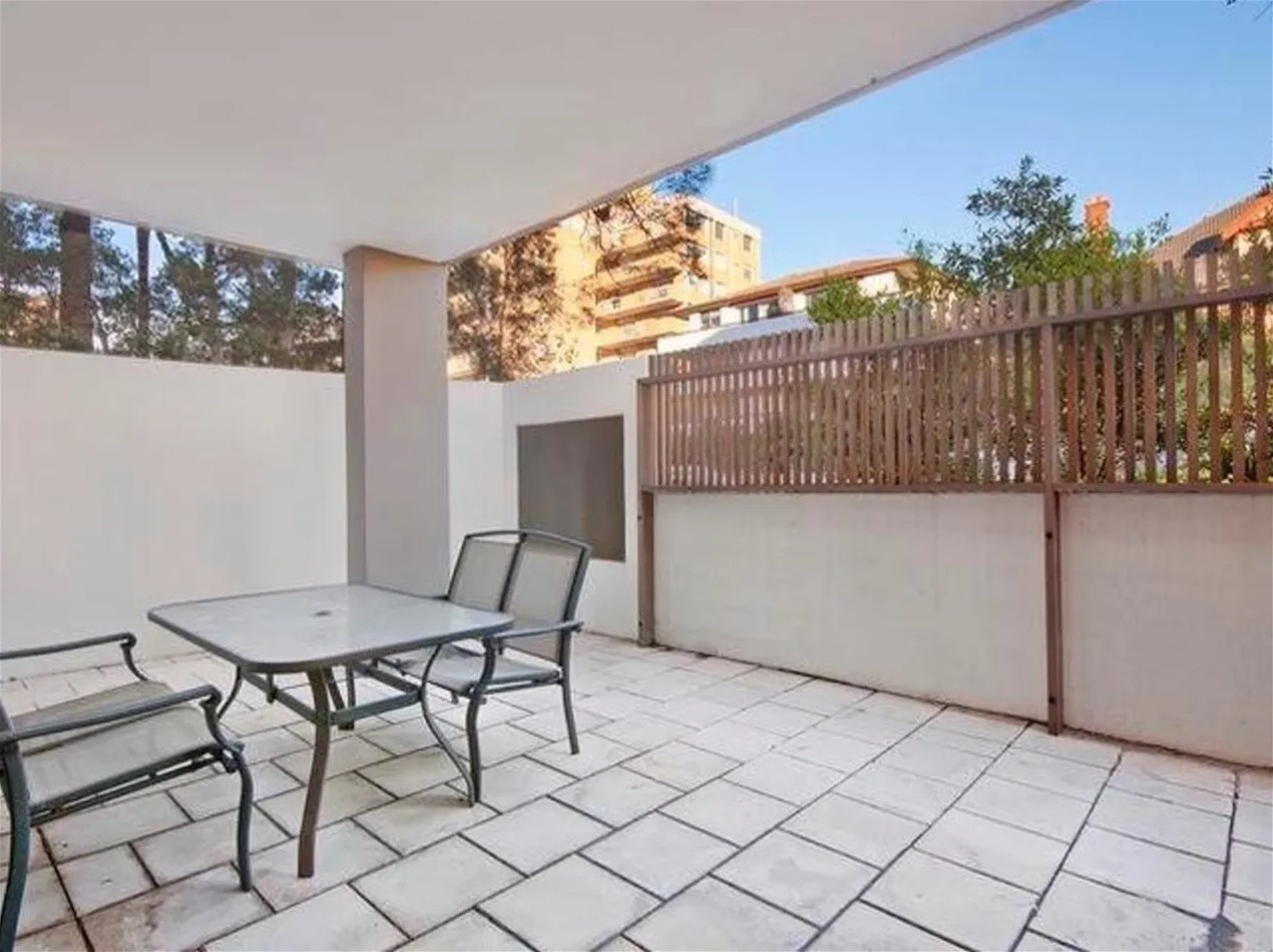 North-Facing Designer Apartment in Enviable 3