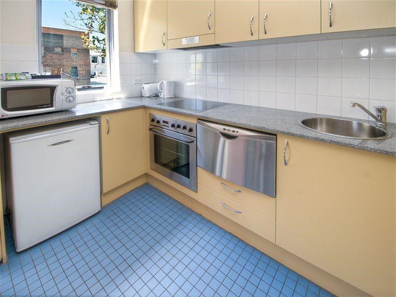 City Resort-style Furnished Studio Unit 3