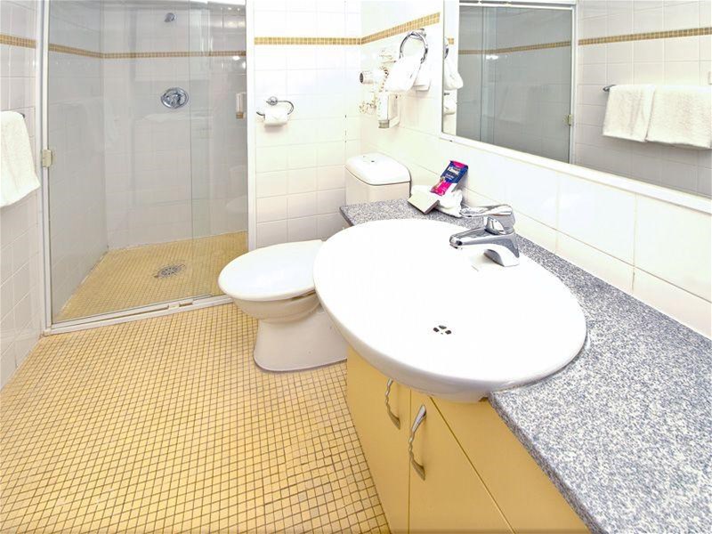 City Resort-style Furnished Studio Unit 8