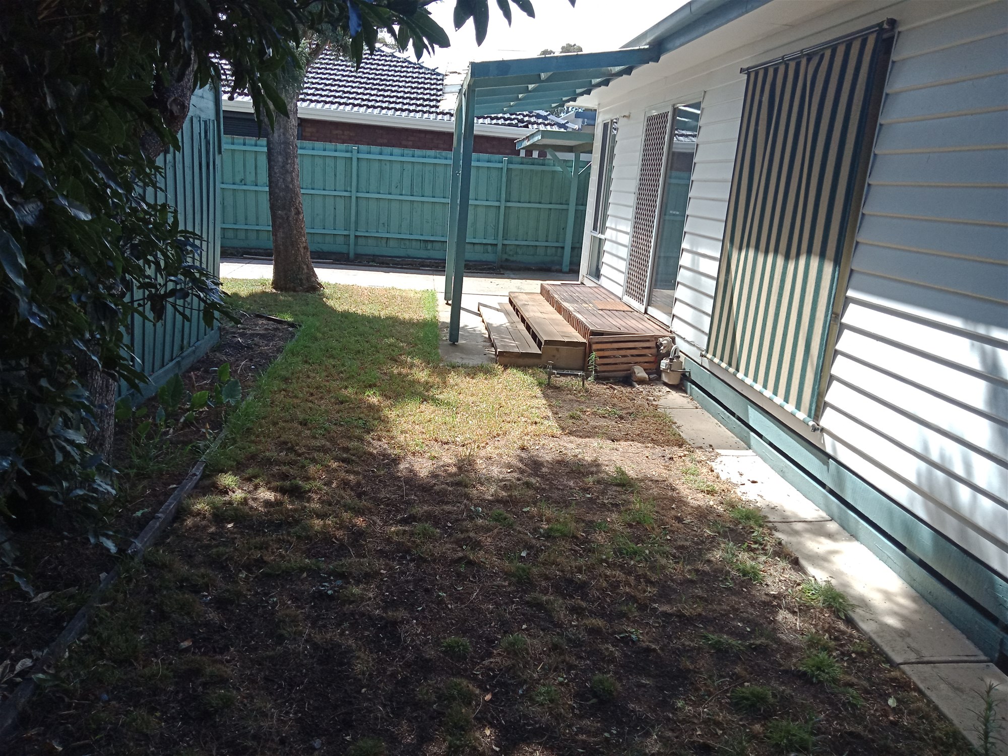 Spacious 2 bedroom unit in 12