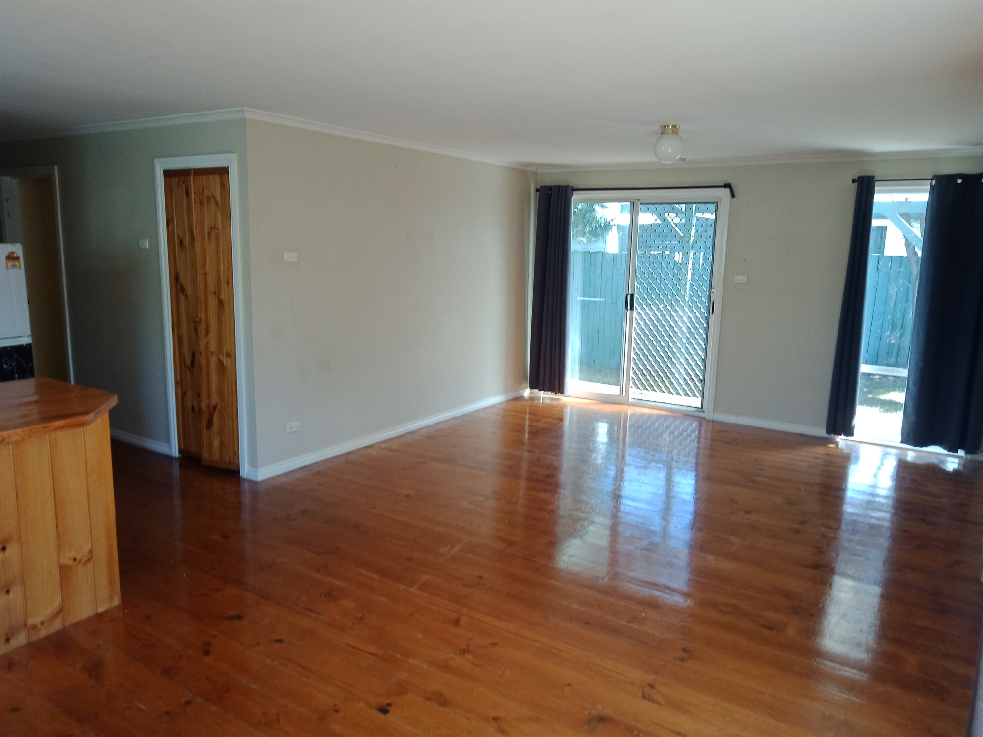 Spacious 2 bedroom unit in Newport