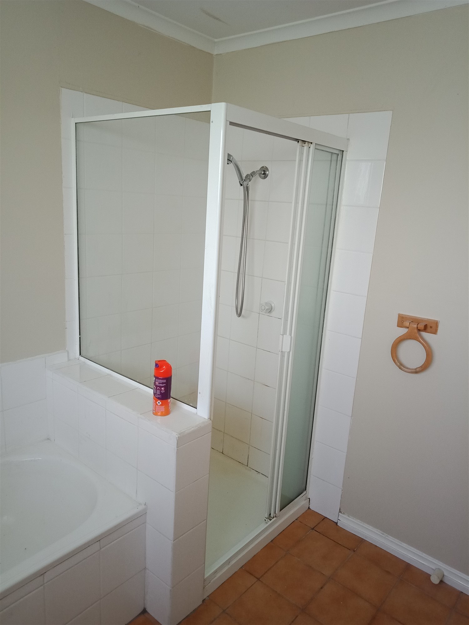 Spacious 2 bedroom unit in 9