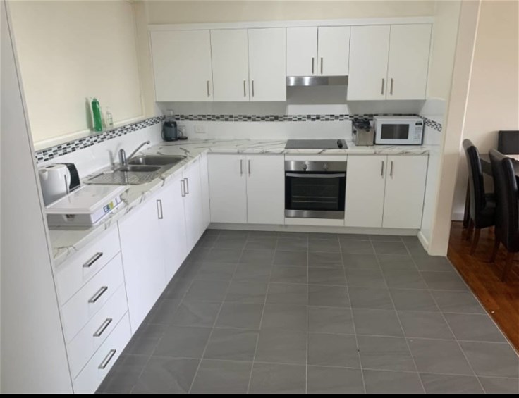 Three bedroom apartment for rent 4