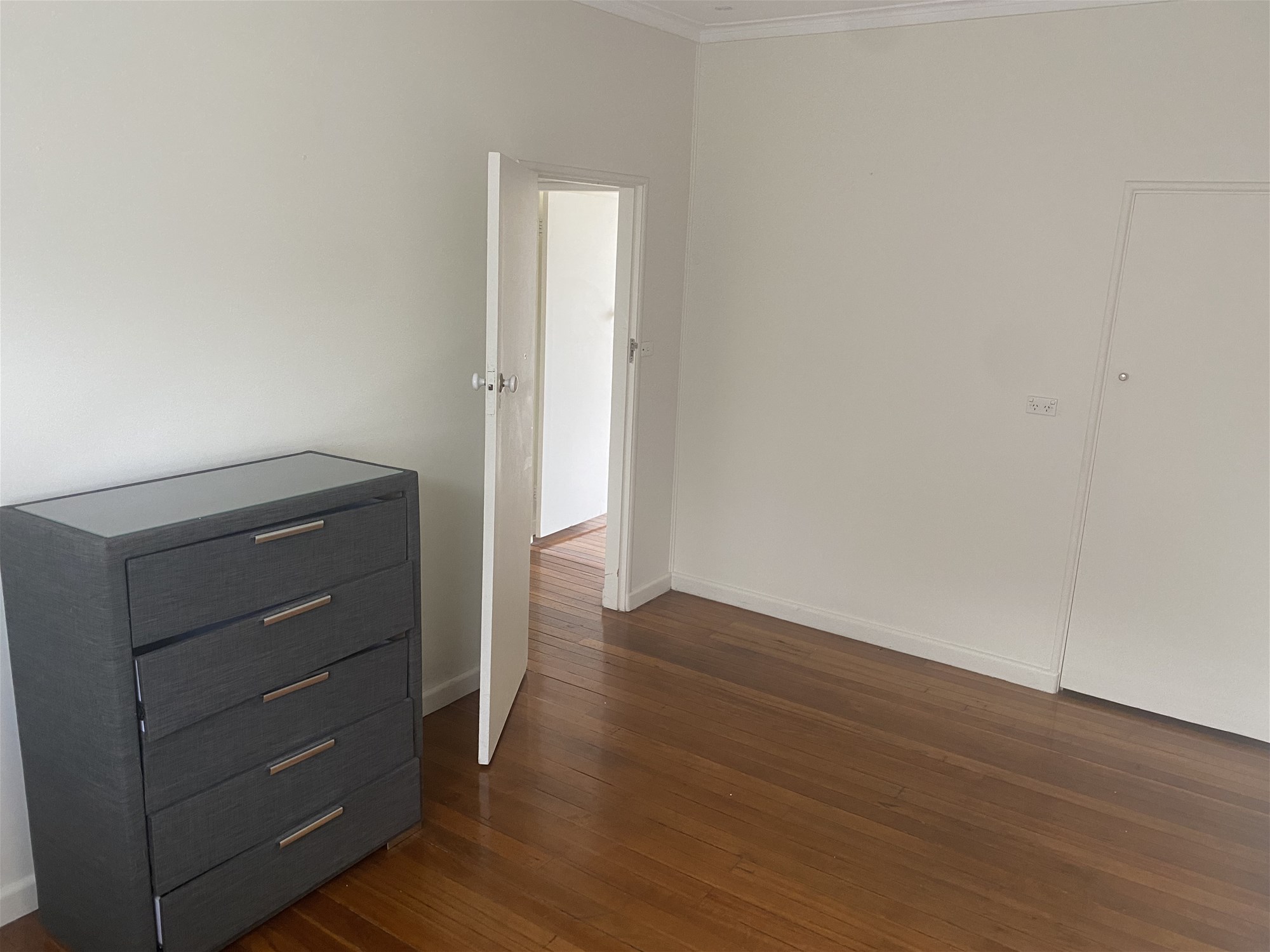 Three bedroom apartment for rent 14