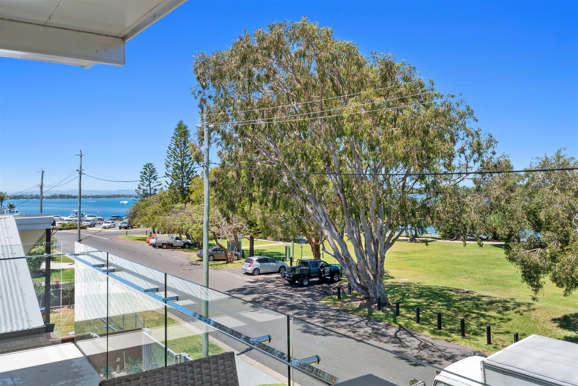 TOP FLOOR FLAT WITH OCEAN 9