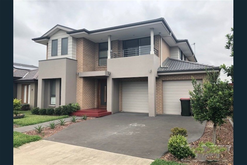 Fantastic Fully renovated 6 bedroom house with big yard of 525 square meters for rent in Blacktown