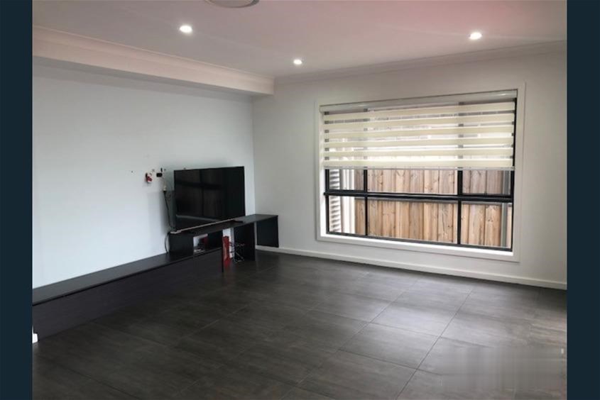 Fantastic Fully renovated 6 bedroom 3