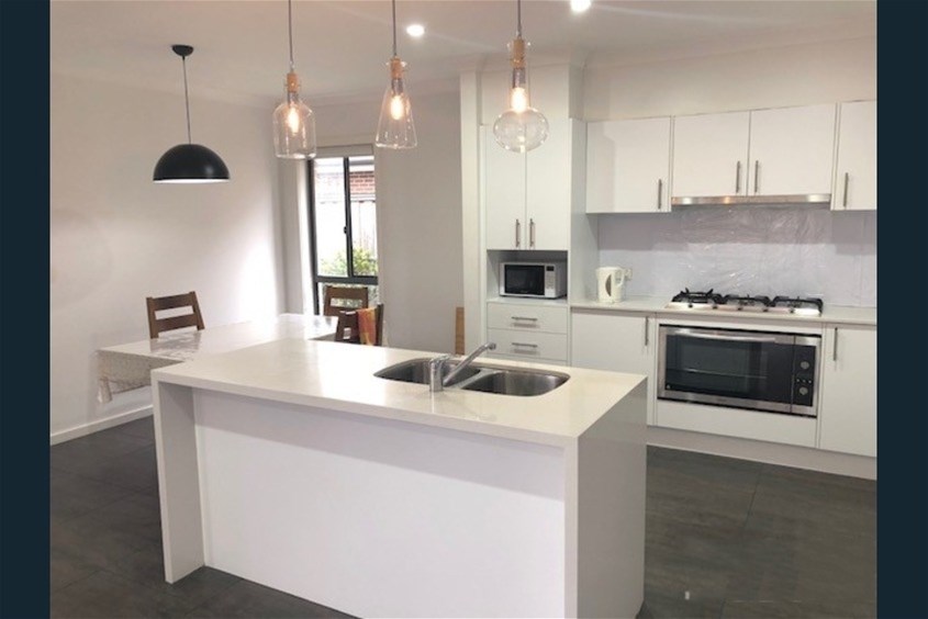 Fantastic Fully renovated 6 bedroom 7