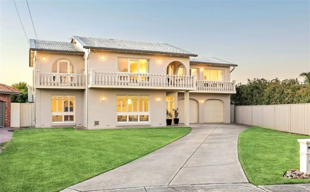 Stunning Beachside Family Home