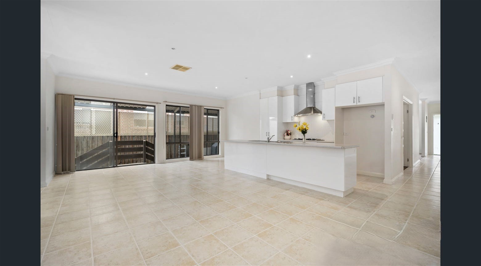 Practically Perfect 33 EMBLING AVENUE, 4